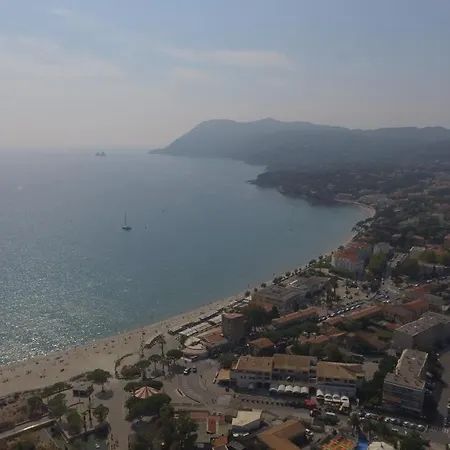 Apartamento The Sunshine- Cozy-sea View - Beach- Host Provence *